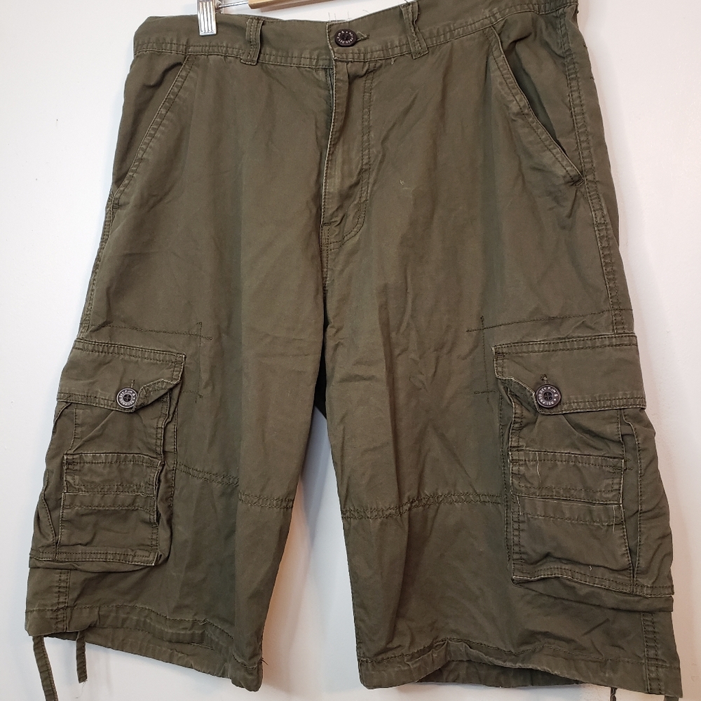 Lightweight Cargo Shorts
